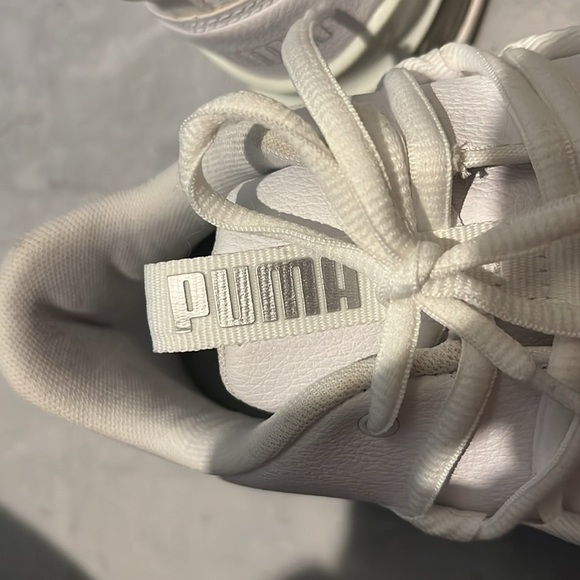 Puma  NWOT  Soft foot + optimal comfort walk/ run everyday Shoes  White Size 6.5 - Picture 10 of 10